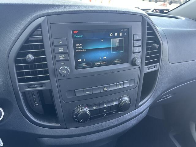 Mercedes-Benz VITO eVito 112 66kWh Airco Apple Carplay Navigatie | Snelladen | 261km WltP