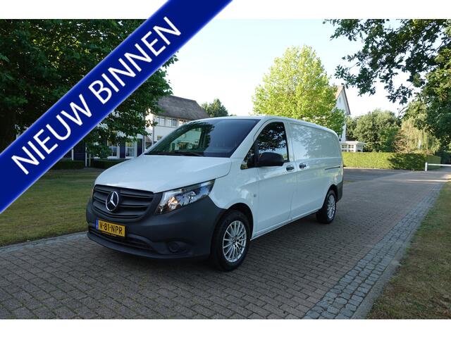 Mercedes-Benz VITO 114 CDI AUTOMAAT | Trekhaak | Dubbele schuifdeur | Stoelverwarming |
