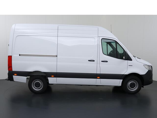Mercedes-Benz eSprinter 314 L2H2 RWD PRO | Snellader | Trekhaak | Apple carplay | 3-zits