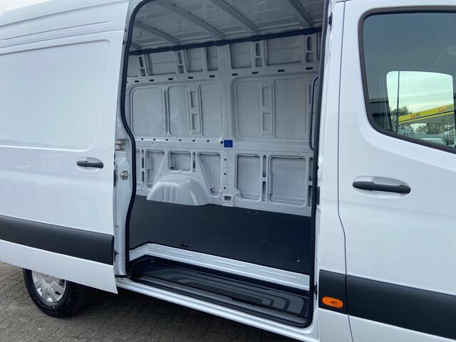 Mercedes-Benz eSprinter 314 L2H2 Pro 81kWh | 115KW DC laden | LED | Facelift