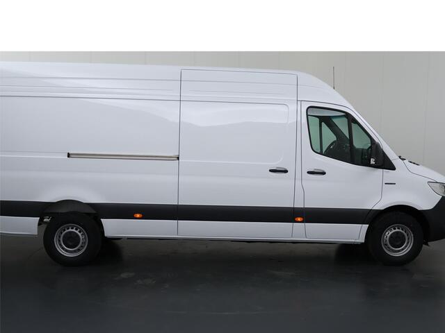 Mercedes-Benz eSprinter 320 L3 H2 PRO | 56 kWh | Navigatiesysteem | DC laden 115 kWh | Winter pakket Plus | Cruise-Controle |