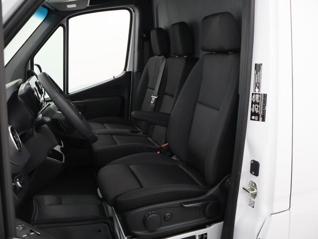 Mercedes-Benz eSprinter 314 L2 H2 | PRO | 81kWh | CRUISE CONTROL | AIRCO | TREKHAAK | PARKEERCAMERA | PARKEERCAMERA | APPLE CARPLAY / ANDROID AUTO | 300 KM WLTP