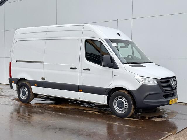 Mercedes-Benz eSprinter 112 L2H2 100% Elektrisch 55kWh 168km WLTP 80kw Snelladen Climate Control Camera Stoelverwarming