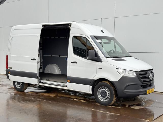 Mercedes-Benz eSprinter 112 L2H2 100% Elektrisch 55kWh 168km WLTP 80kw Snelladen Climate Control Camera Stoelverwarming