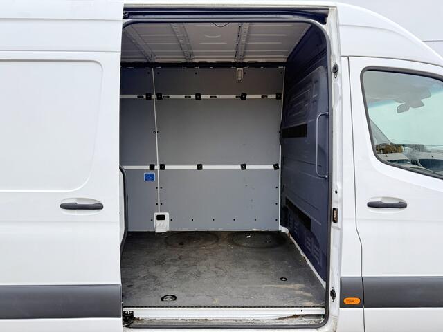 Mercedes-Benz eSprinter 112 L2H2 100% Elektrisch 55kWh 168km WLTP 80kw Snelladen Climate Control Camera Stoelverwarming