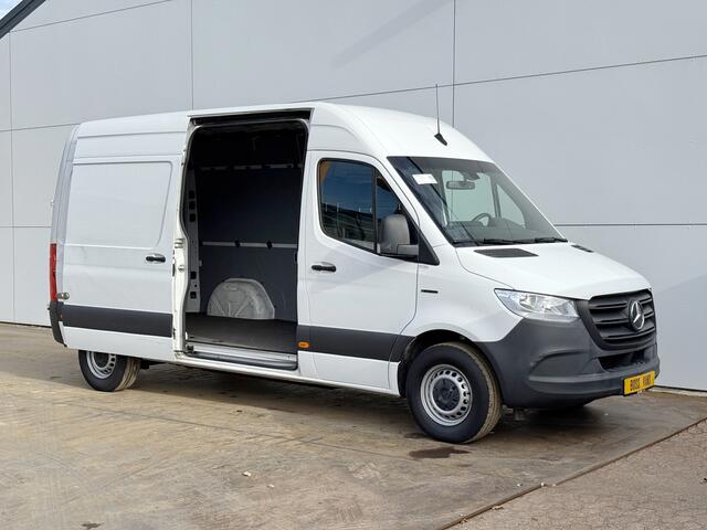 Mercedes-Benz eSprinter 112 L2H2 100% Elektrisch 55kWh 168km WLTP 80kw Snelladen Climate Control Camera Stoelverwarming
