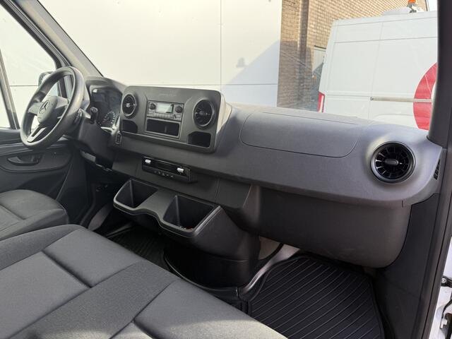 Mercedes-Benz eSprinter 312 L2H2 100% Elektrisch 55kWh 168km WLTP 80kw Snelladen Climate Control Camera Stoelverwarming