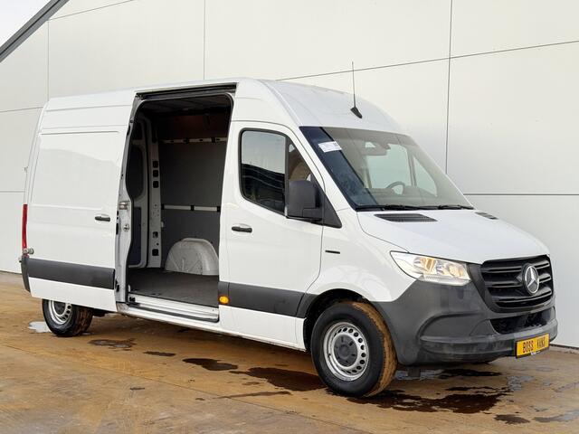 Mercedes-Benz eSprinter eSprinter L2H2 55 kWh ALL-IN PRIJS L2H2 55kWh 168km WLTP 80kw Snelladen Climate Control Camera Stoelverwarming