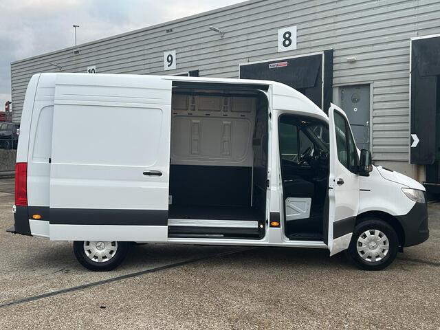 Mercedes-Benz eSprinter 320 L2 Select 81kWh | Cruise Control | Stoelverwarming | Navi