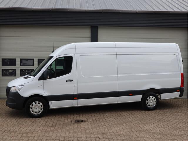 Mercedes-Benz eSprinter 314 Accu 113 kWh 445 KM WLPT - Snelladen - L3H2 Maxi - Trekhaak