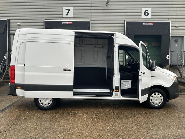 Mercedes-Benz eSprinter 320 L2 Pro 81kWh
