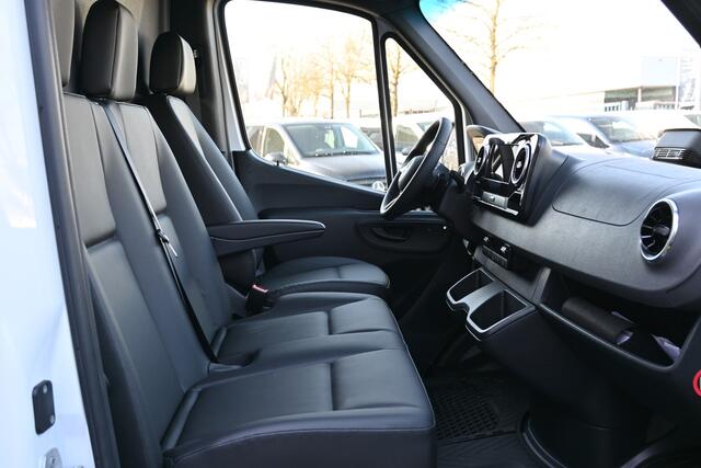 Mercedes-Benz eSprinter 314 L2H2 Pro 81kWh DC opladen 115 kW, Betimmering laadruimte, Etc.