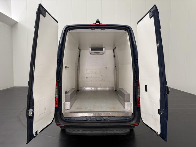 Mercedes-Benz eSprinter eSprinter L2H2 55 kWh Koelauto | Camera | 2xSchuifdeur | Airco