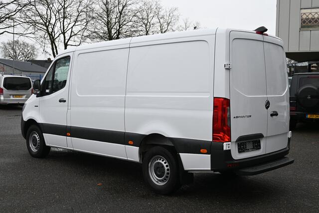 Mercedes-Benz eSprinter 314 L2h1 Pro 81kWh Snellader, Leder stuur, Led in laadruimte, Etc.