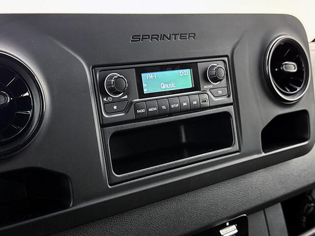 Mercedes-Benz eSprinter eSprinter L2H2 55 kWh Camera Stoelverwarming 168km actieradius Betimmering