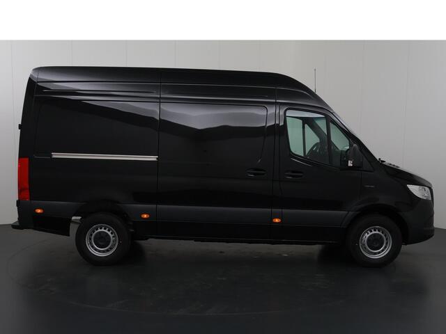 Mercedes-Benz eSprinter 414 GB L2 H2 PRO | 81 kWh | 4250 GVW | 2000 KG Trekhaak | Cruise-Controle | MBUX | Achteruitrijcamera | DC laden 115 kW | Smartphone integratie pakket |