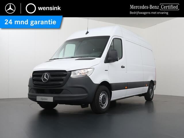 Mercedes-Benz eSprinter L2 H2 | 55 kWh | ACHTERUITRIJCAMERA | STOELVERWARMING | AIRCO | DAB+ RADIO | OPSTAP TOT LAADRUIMTE | 3-ZITS | COMFORT