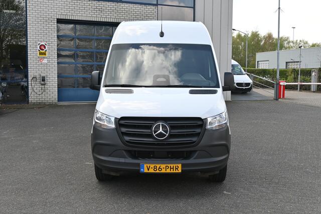 Mercedes-Benz eSprinter 314 L2H2 Pro 81kWh Snellader, Geveerde stoel, Winterpakket, Etc.