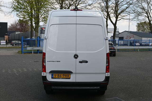 Mercedes-Benz eSprinter 314 L2H2 Pro 81kWh Snellader, Geveerde stoel, Winterpakket, Etc.