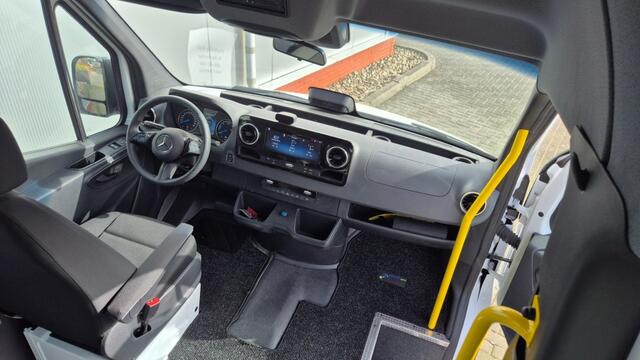 Mercedes-Benz eSprinter ROLSTOELBUS /4150kg versie / B-Rijbewijs / snelladen