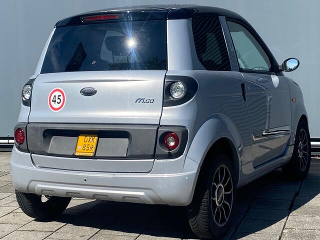 Microcar M.GO Brommobiel BWJ 12-2019 Initial | LICHTMETAAL | EL RAMEN | CV+AB | PARKEERSENSOR | KUNST LEER | MULTI-MEDIA