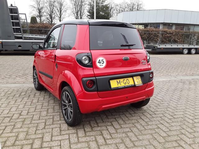 Microcar M.GO DCI ELEGANCE / AIRCO / STUURBEKRACHTIGING