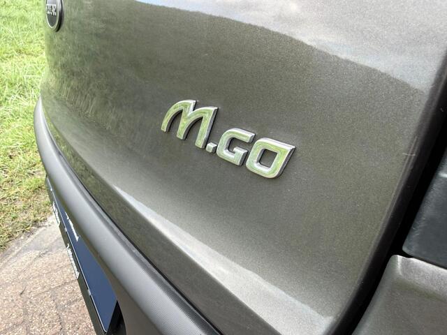 Microcar M.GO Brommobiel Initial Achteruitrijcamera | DAB + | BT Audio | Centrale vergrendeling met afstandsbediening