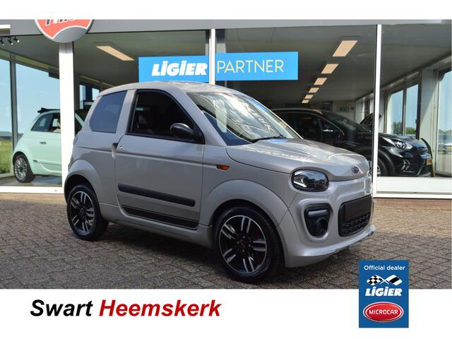 Microcar M.GO Brommobiel Plus Pack Design DCi | Airco | Stuurbekrachtiging | 1e eigenaar