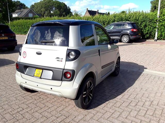 Microcar M.GO DYNAMIC DCI / STUURBEKRACHTIGING