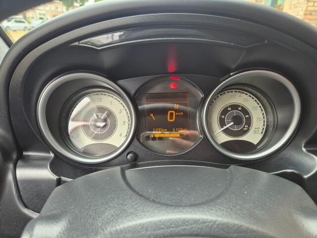 Microcar M.GO 6 X COLORPACK + AIRCONDITIONING + STUURBEKRACHTIGING