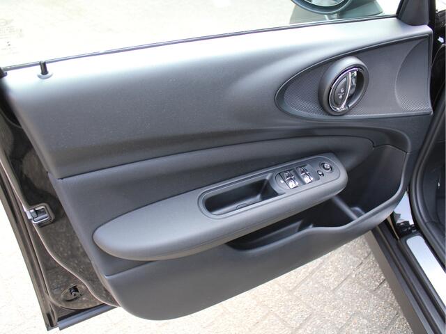 Mini CLUBMAN Mini 1.5 Business 1e Eig/Panoramadak/PDC/Carplay/Airco/Navi/Cruise