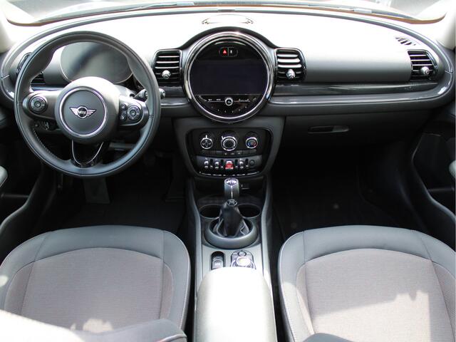 Mini CLUBMAN Mini 1.5 Business 1e Eig/Panoramadak/PDC/Carplay/Airco/Navi/Cruise