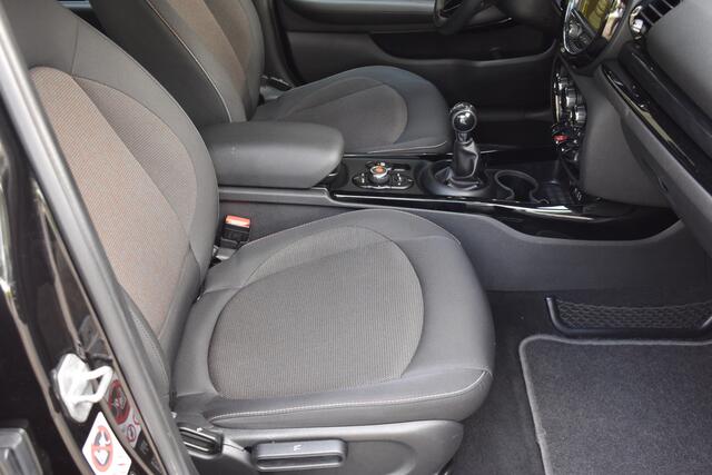 Mini CLUBMAN Mini 1.5 One Pepper Serious Business / Cruise control / Parkeersensoren / Keyless