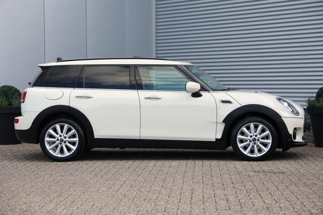 Mini CLUBMAN 1.5 Cooper Chili 136pk Aut. Pano/HUD/HenK/Cam/Leder/Stoelv