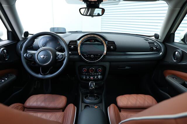 Mini CLUBMAN 1.5 Cooper Chili 136pk Aut. Pano/HUD/HenK/Cam/Leder/Stoelv