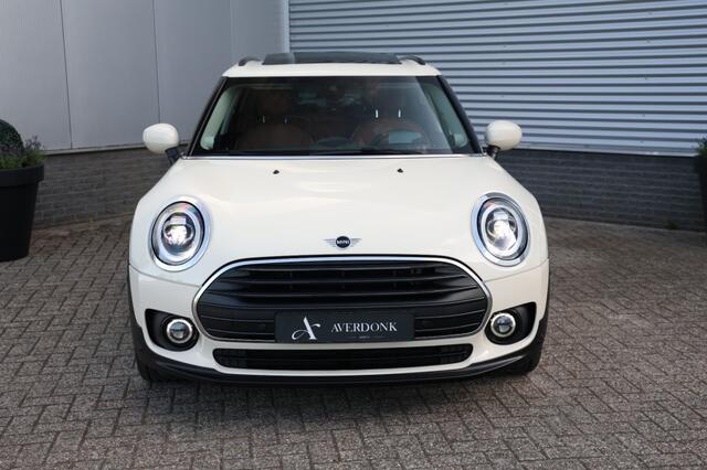 Mini CLUBMAN 1.5 Cooper Chili 136pk Aut. Pano/HUD/HenK/Cam/Leder/Stoelv
