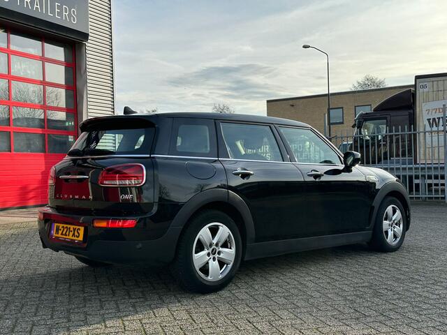 Mini CLUBMAN ONE APK 24-03-2027 Apple Carplay