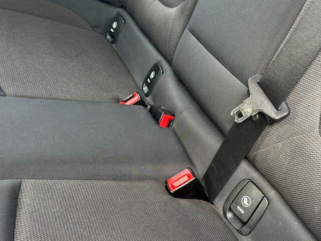 Mini CLUBMAN ONE 1.5 APK 09-12-2027 Apple Carplay