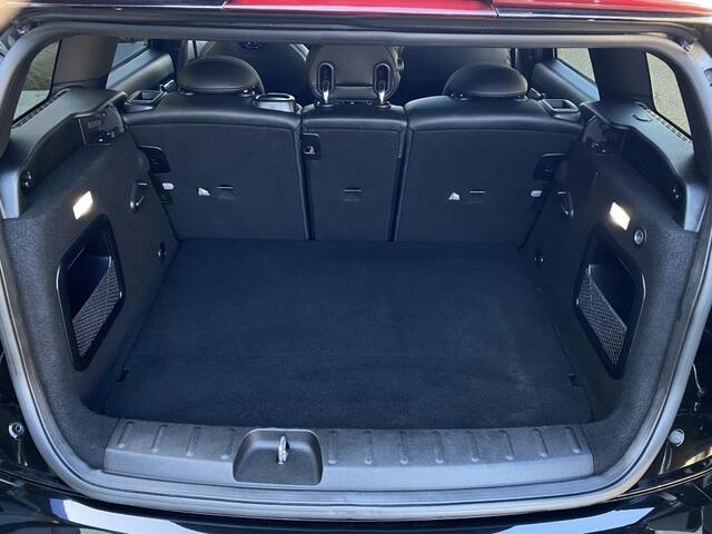 Mini CLUBMAN Mini 2.0 JCW ALL4 Chili