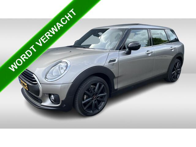 Mini CLUBMAN Mini 1.5 One Business Edition / Airco-ecc / Navigatie / Panorama schuifdak / Leder / Cruise-ctr. / Apk 10-2026