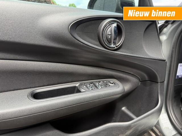 Mini CLUBMAN 1.5 Cooper,LED,Keyless,Clima,Cruise,Carplay,Digi Displ.,PDC