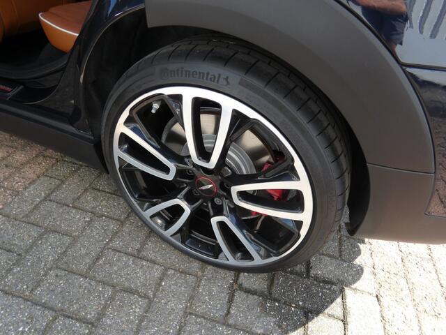 Mini CLUBMAN 2.0 JCW ALL4 CHILI Automaat 306PK,Leer,Pano,HenK,HUD