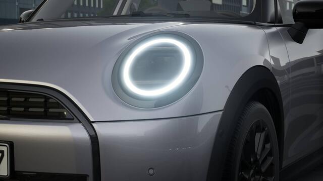 Mini COOPER Hatchback C Automaat / Classic / Pakket S / 17 inch U-Spoke grey