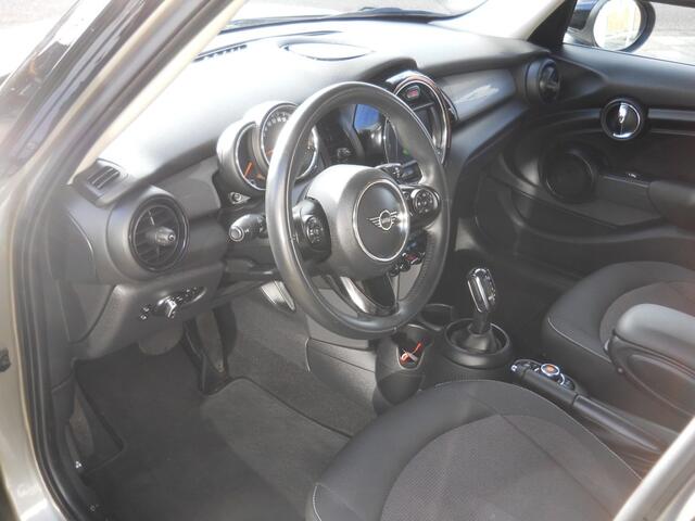 Mini COOPER 81690