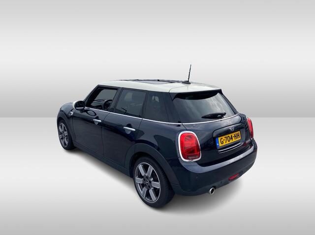 Mini COOPER Mini 1.5 60 Years Edition / Panoramadak / Head-up / Leder / Harman Kardon / 17'' / Navigatie / DAB / Cruise Control