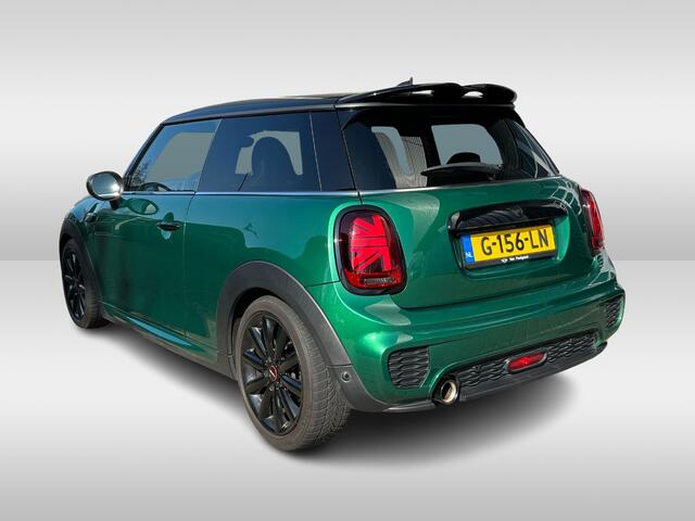 Mini COOPER Mini 1.5 / Pano / Navigatie / Cruise controle / Parkeersensoren / Harman kardon /