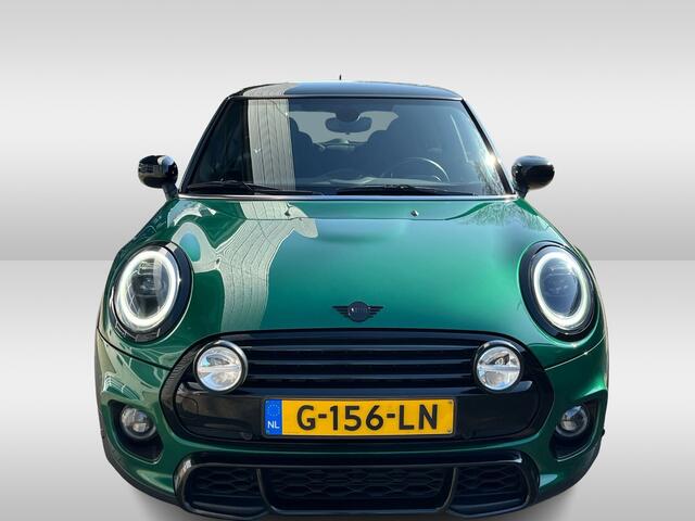 Mini COOPER Mini 1.5 / Pano / Navigatie / Cruise controle / Parkeersensoren / Harman kardon /