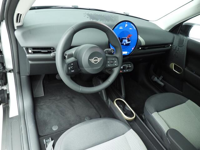 Mini COOPER 3-deurs E Driving assist / Park assist / LED / DAB / Alu wielen 17 inch