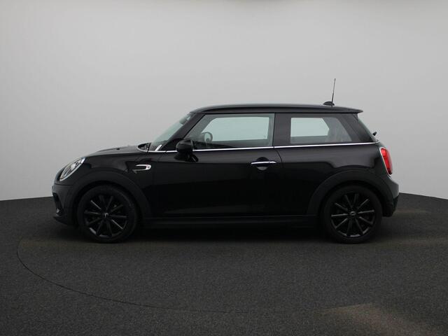 Mini COOPER Mini 1.5 Chili 136PK | Navigatie | Harman Kardon | Leder | Stoelverwarming | Parkeersensoren Voor & Achter | 17'' Zwarte Lichtmetalen Velgen