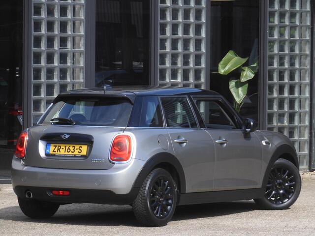 Mini COOPER 5D 1.5/ LED VERLICHTING/ SFEERVERLICHTING
